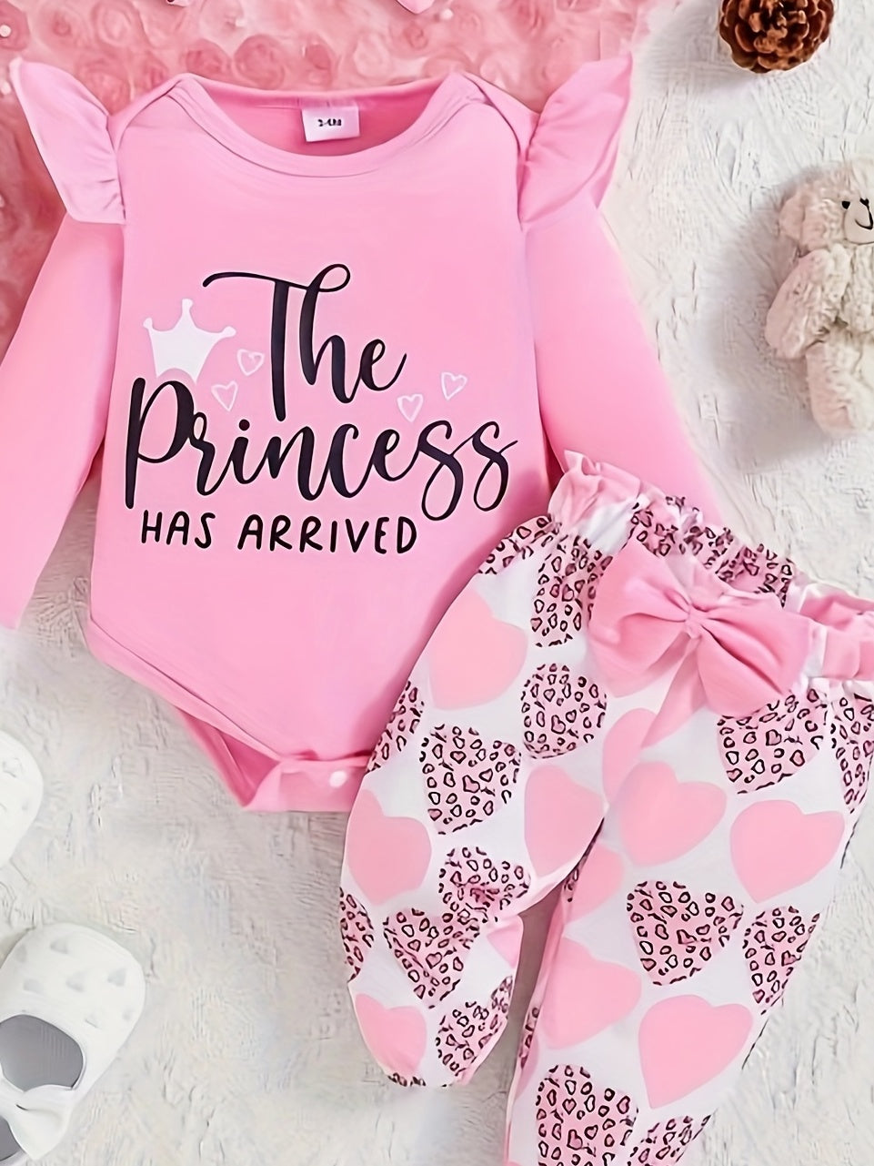 3pcs Baby Girl Crown Letter Print Flying Long Sleeve Shirt