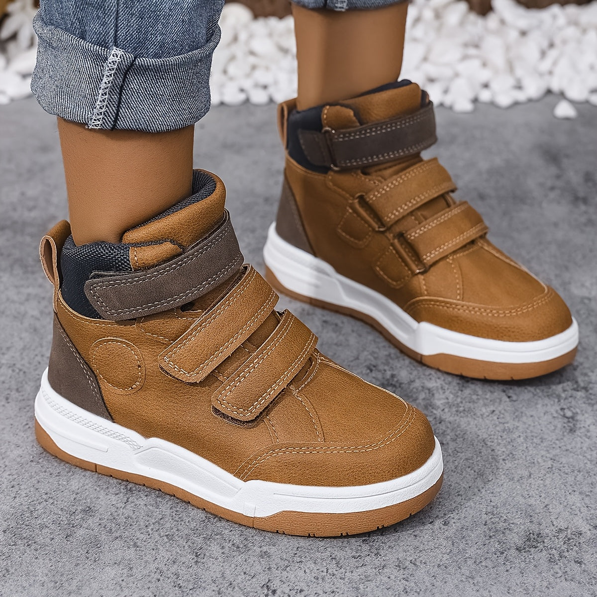 Youngsters' Casual & Sporty Mid-Top Sneakers