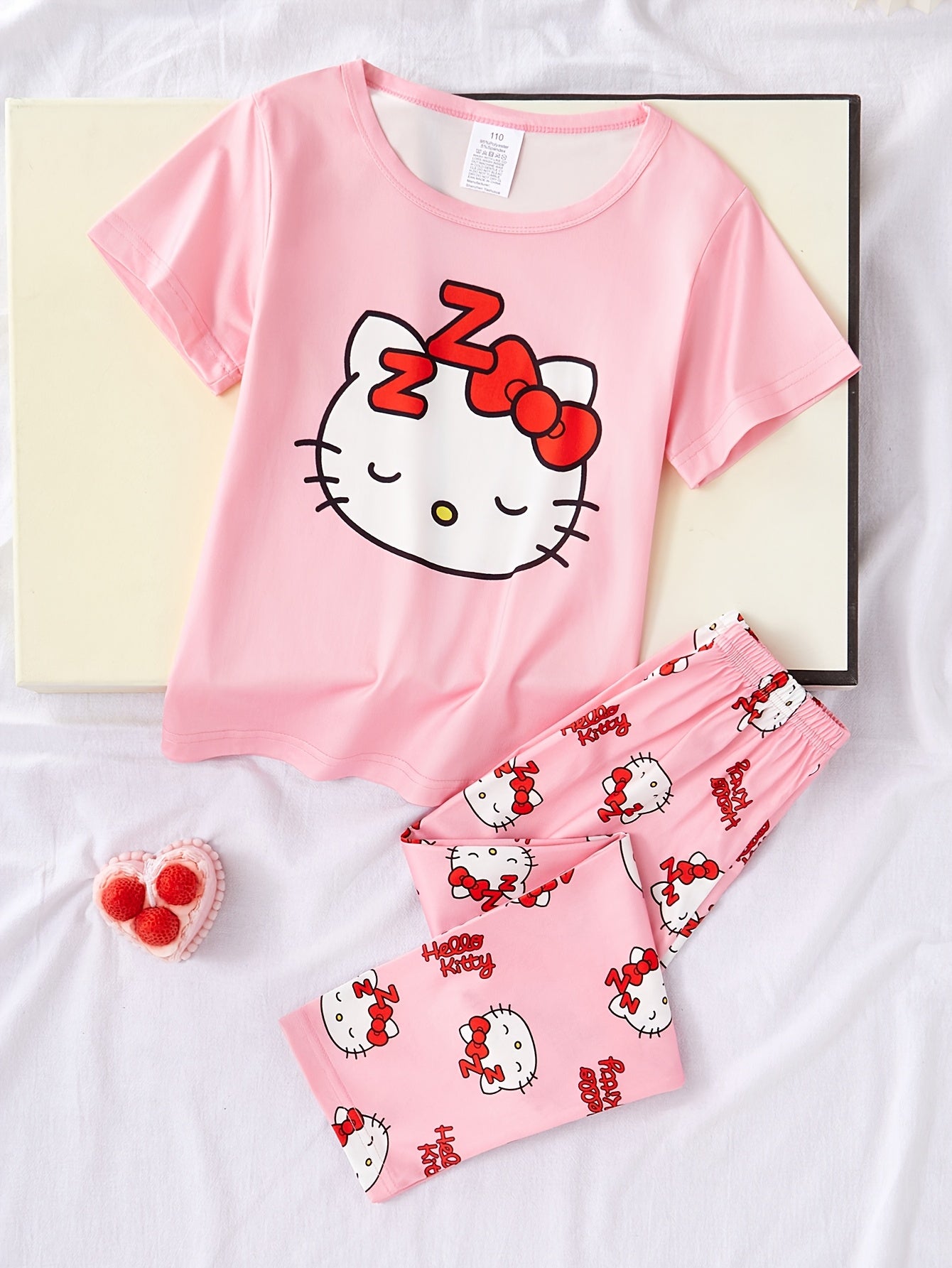 Flame-Retardant Licensed Sanrio Girls' Cute Pink Hello Kitty Sleepwear