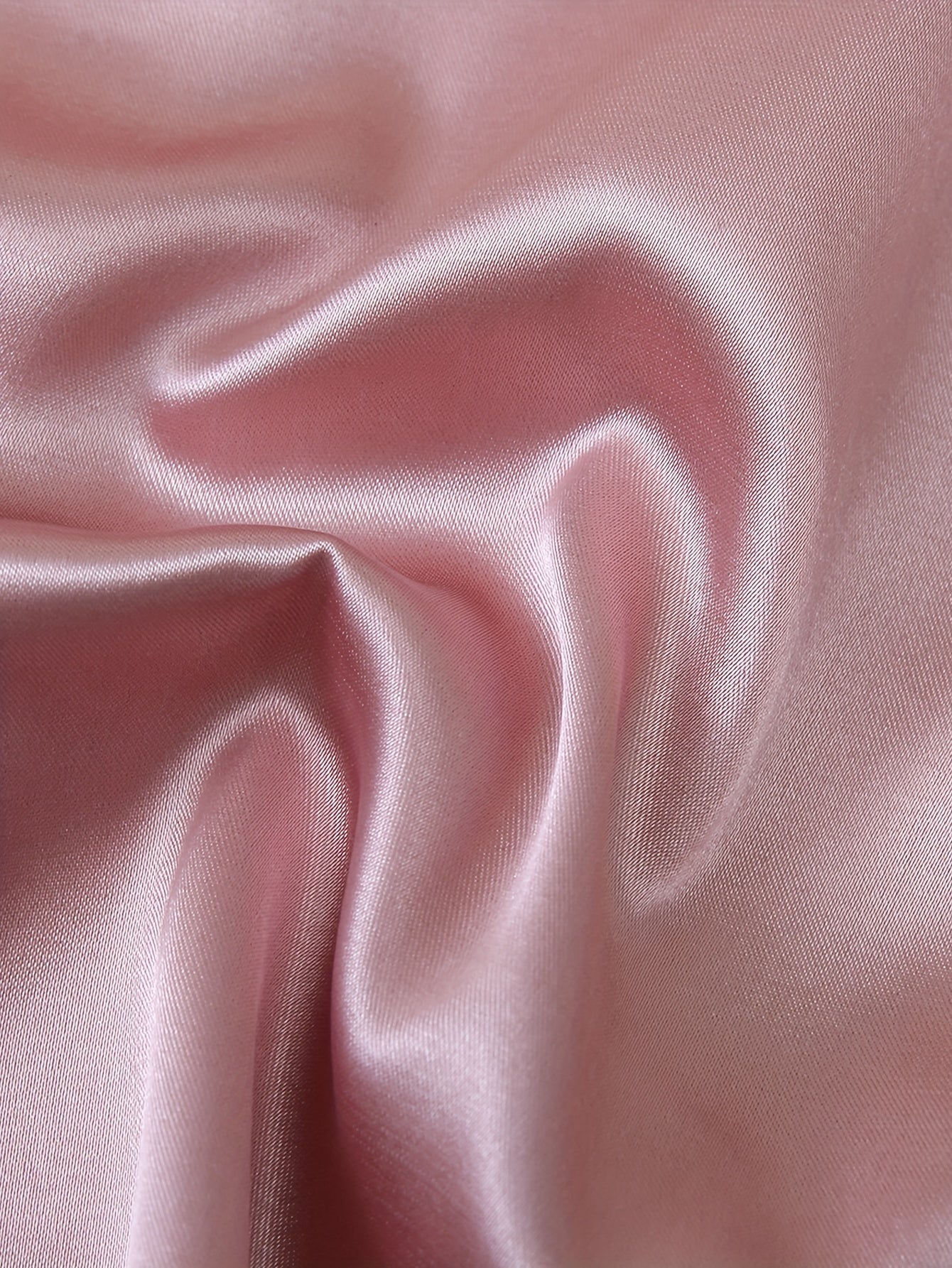 Women'S Plus Size Pink Satin Set with Bow Detail