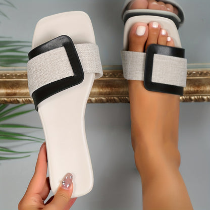 Small and high-end Women's flat bottomed sandals